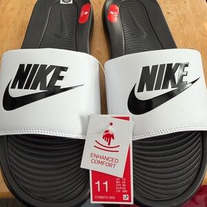 NWT Nike Victori One Slides Black White Size 11 Men’s Sandals